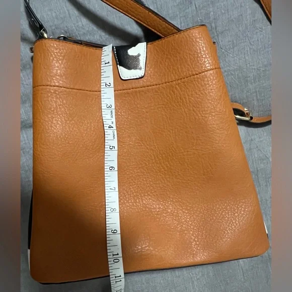 Awesome, NWOT Tan with Cow Decor Handle is a UnBranded Shoulder Bag/Cross Body. - Picture 14 of 16